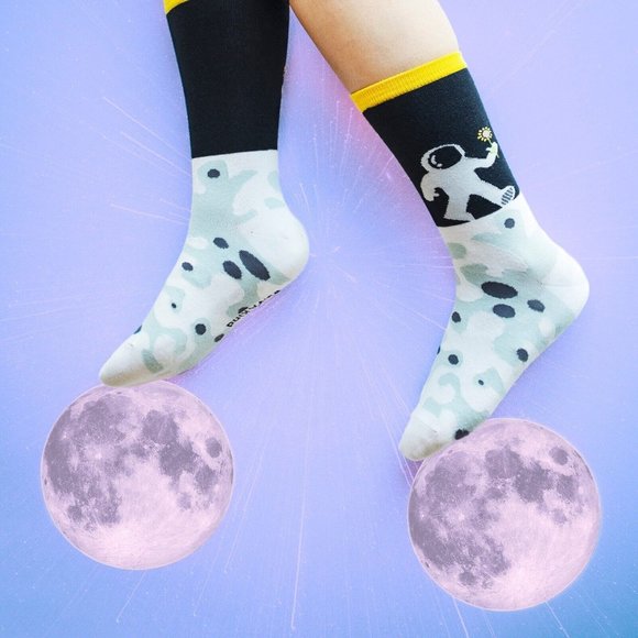 Organic Cotton, Brand New, crew socks, Astronaut design, unisex, size 7-13 - Picture 7 of 13